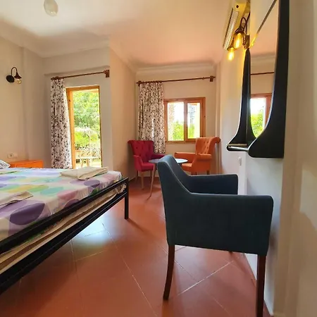 Hotell Oblomov Çıralı