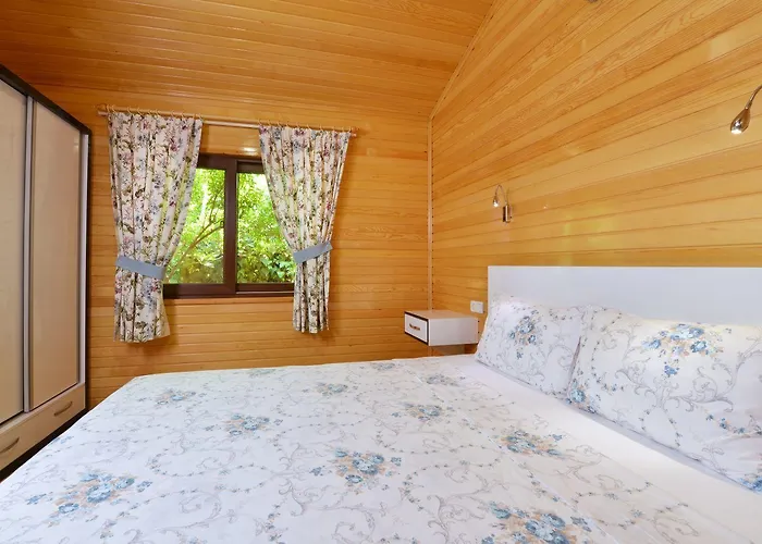 Hotel Oblomov Çıralı