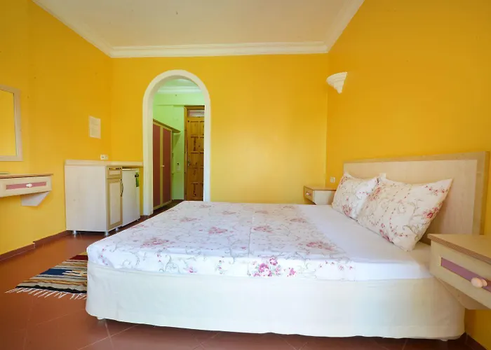 Hotel Oblomov Çıralı