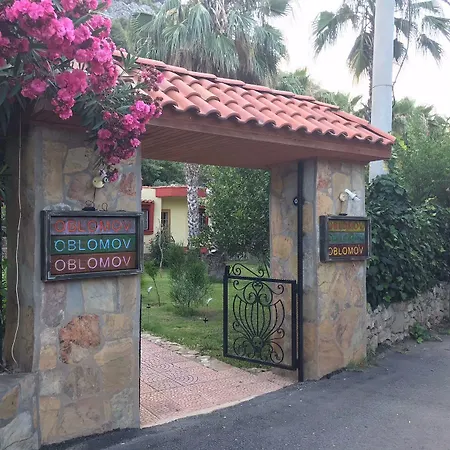 Oblomov Hotel Cirali